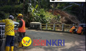 Dinas PU Sukabumi Bersihkan dan Cat Jembatan Warungkiara: Infrastruktur Tetap Terjaga