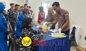 Jalasenastri & Prajurit Lanal Bintan Donor Darah untuk HUT Dharma Pertiwi