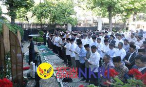 Prabowo Salat Iduladha Bersama Diaspora Indonesia di Paris, Momen Hangat Penuh Kebersamaan