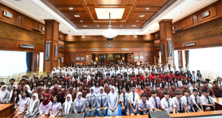 Pelajar Sukabumi Ikuti Program Istana untuk Anak Sekolah Bersama 200 Siswa Nasional